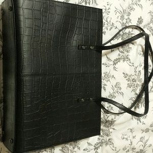 Wilson Leather Rectangle Shoulder Tote